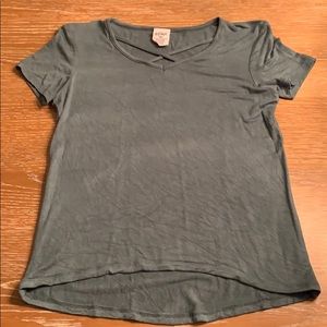 2 for $5 Top from Tilly’s size L